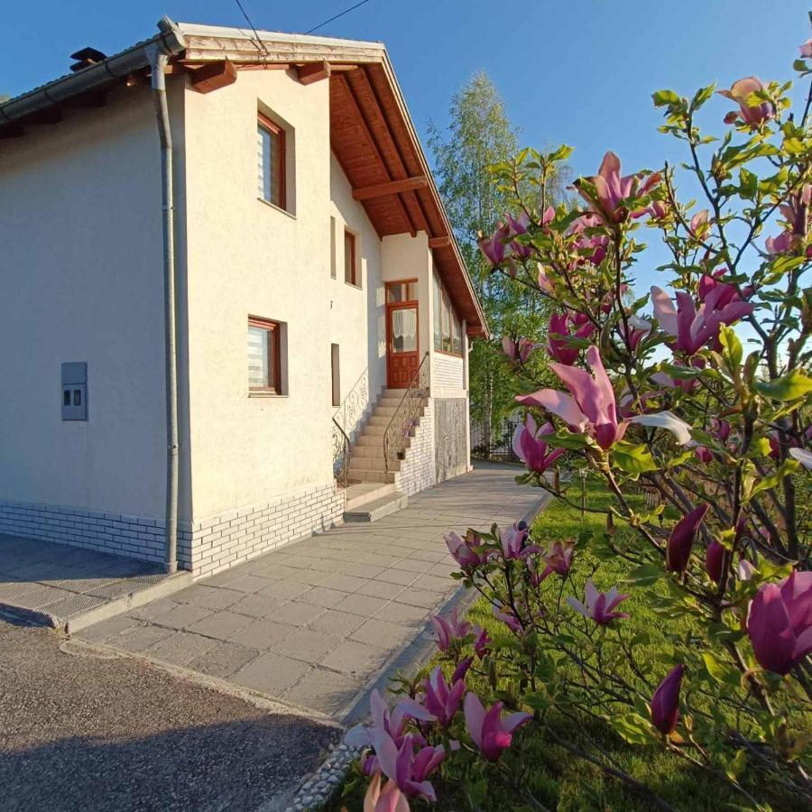 Holiday Home Green SJJ Exterior photo